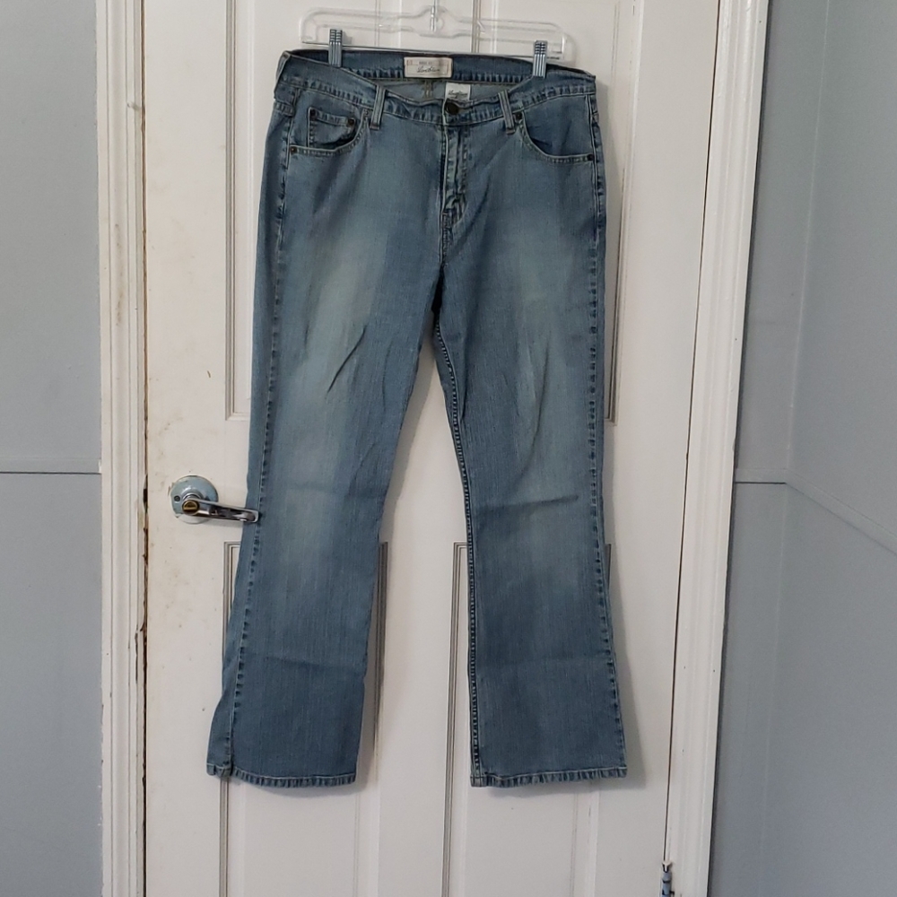 Womans Levi Strauss Signature Bootcut Jeans 14s